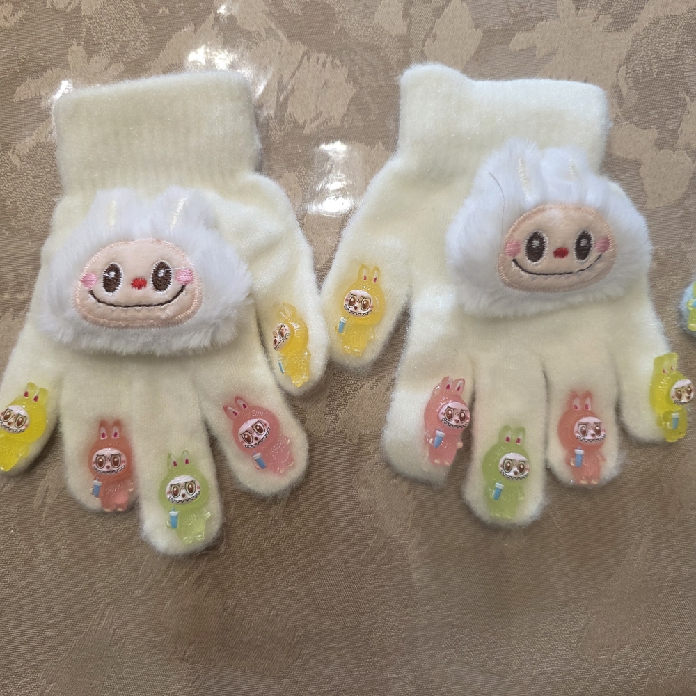 NEW  Kids Gloves with Labubu Design.(Please Private Message Me Specific Color)